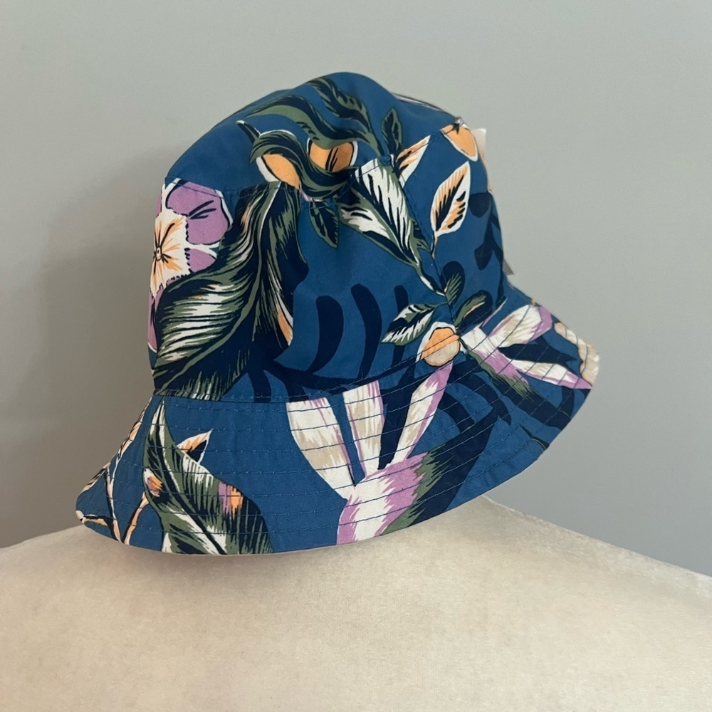 NWT-Oshkosh Reversible Toddler BUCKET Hat, Unisex